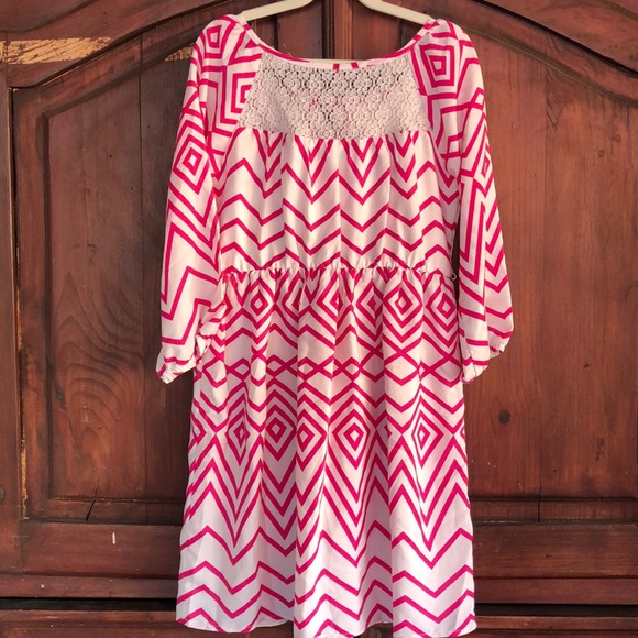 Beautiful Chevron Dress - Picture 3 of 6